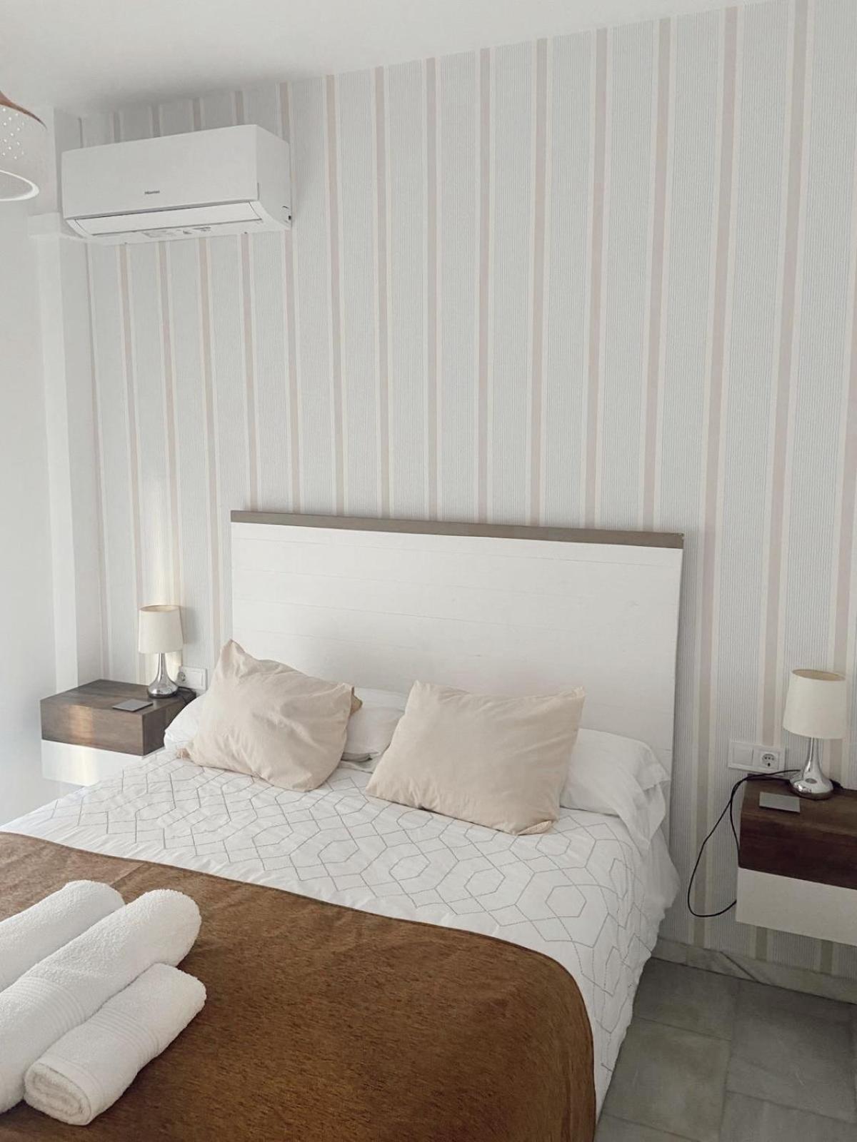 Apartamento Melina Arlu - Barrio La Victoria Málaga Extérieur photo